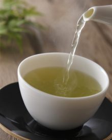 Green tea compound aids p53, ‘guardian of the genome’ and tumor suppressor  綠茶化合物有助於p53，“基因組守護者”和腫瘤抑制因子